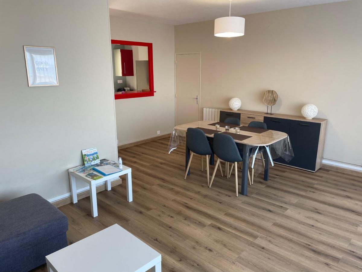 Au Point De Vue : Appartement Face A La Mer. Вюлет-сюр-Мер Екстериор снимка