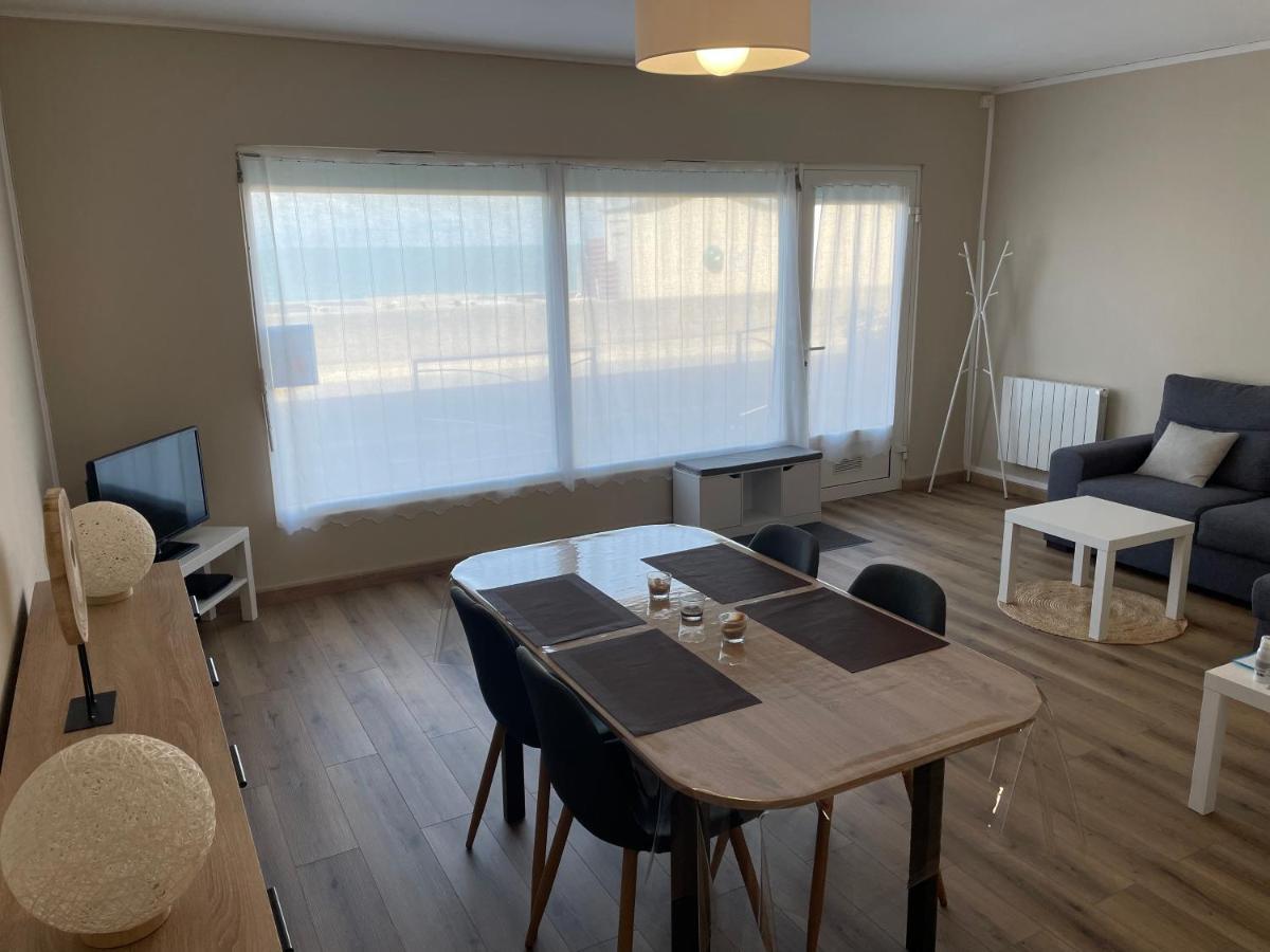 Au Point De Vue : Appartement Face A La Mer. Вюлет-сюр-Мер Екстериор снимка